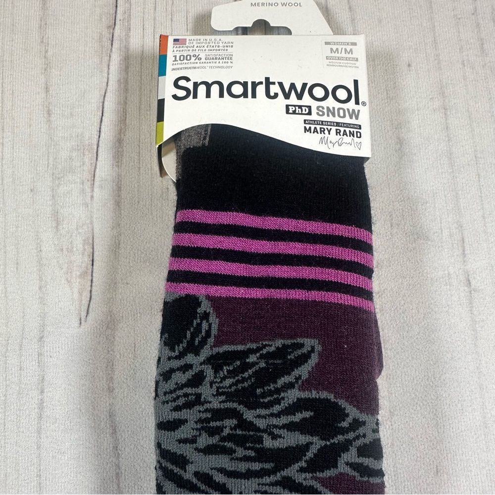 NWT! Smartwool PhD Snow Athlete Series Womens Medium Mary‎ Rand Merino Wool - Picture 3 of 6
